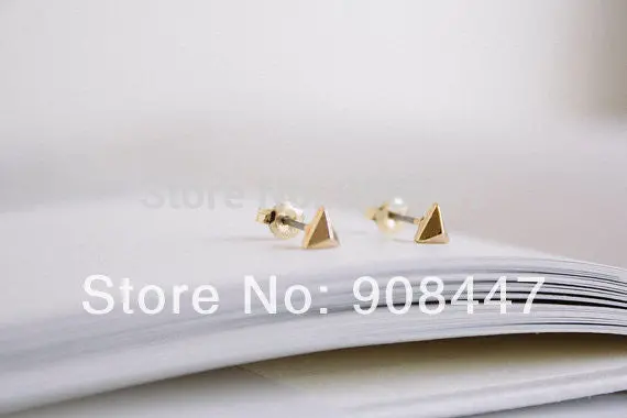 10 Pcs-S006 Jewelry 18K Bling Gold Solid Triagle Cartilage Earrings 1