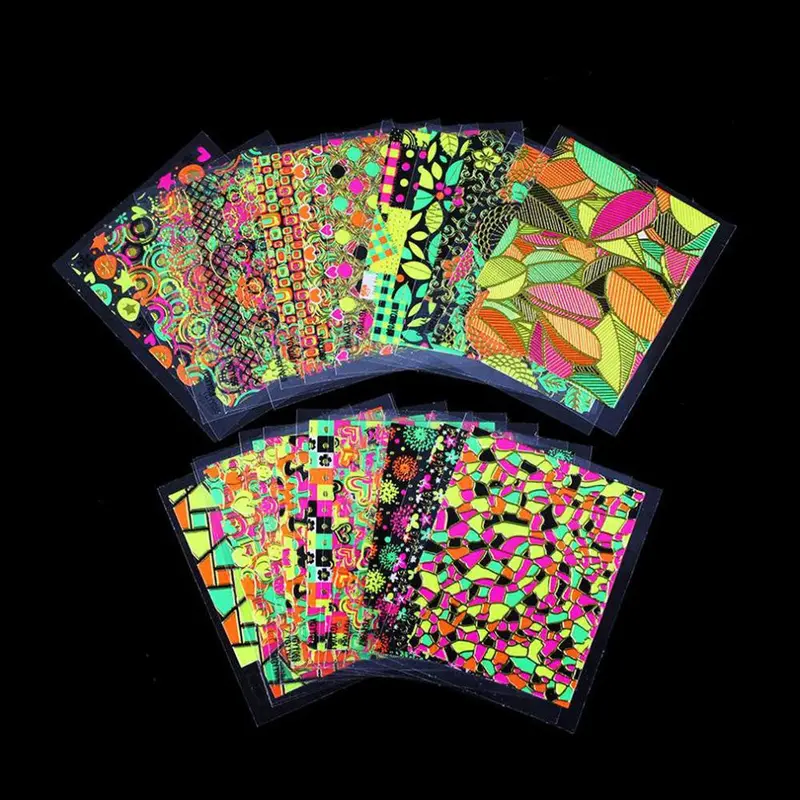 24Pcs Nail Stickers 3D Beauty Colorful Leaf Nail Art Charm Icure Bronzing 1