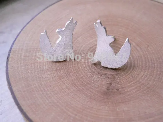 30 Pcs-S073 Jewelry Silver Coyote Stud Earring - Howling Wolf Silhouette Earrings 1