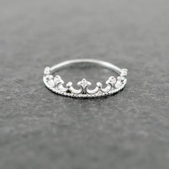 30Pcs- Designer Elegant Rhinestone Studded Tiara Crown Ring,Flash Drill Crown Ring Jewelry Shiny Elegant Beauty 1