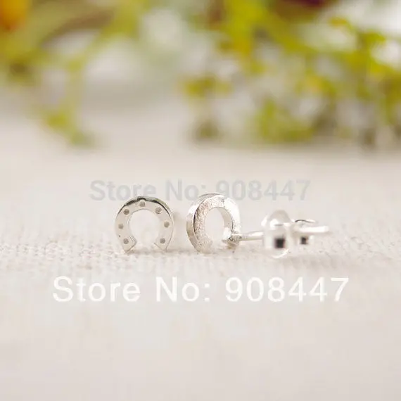 30Pcs-S032 Jewelry Gold Silver Cute Horseshoe Stud Earrings 2