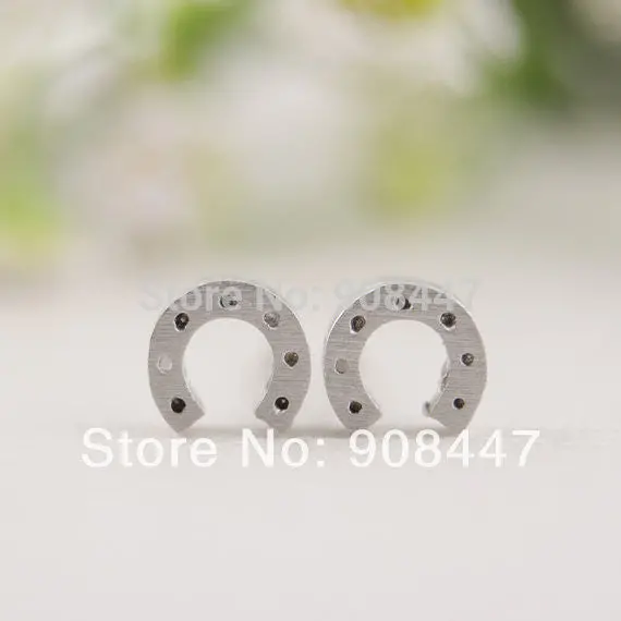 30Pcs-S032 Jewelry Gold Silver Cute Horseshoe Stud Earrings 3