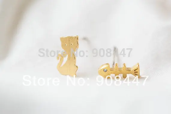 30Pcs-S053 Jewelry 18K Gold Cat And Fish Bone Stud Post Earring Jewelry 1