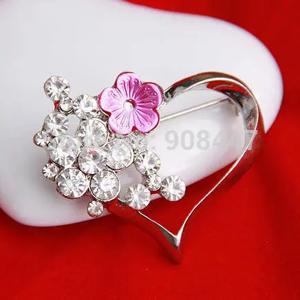 4.2X3.6Cm Heart Rhinestones Alloy Brooches ,Heart And Flower Brooch 1