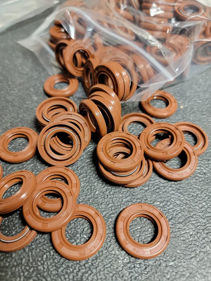 Avenger 85 > Bearing Seals (2) 1