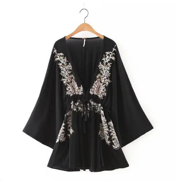 Boho Pineapple Flower Embroidery Dress Women Beach Deep V Neck Long Sleeve Dresses Casual Dress White Black S M L 1