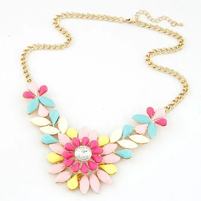 Charm Jewelry Chain Pendant Crystal Choker Statement Bib Necklace Rhinestone Flower Resin Necklace Pendant 4