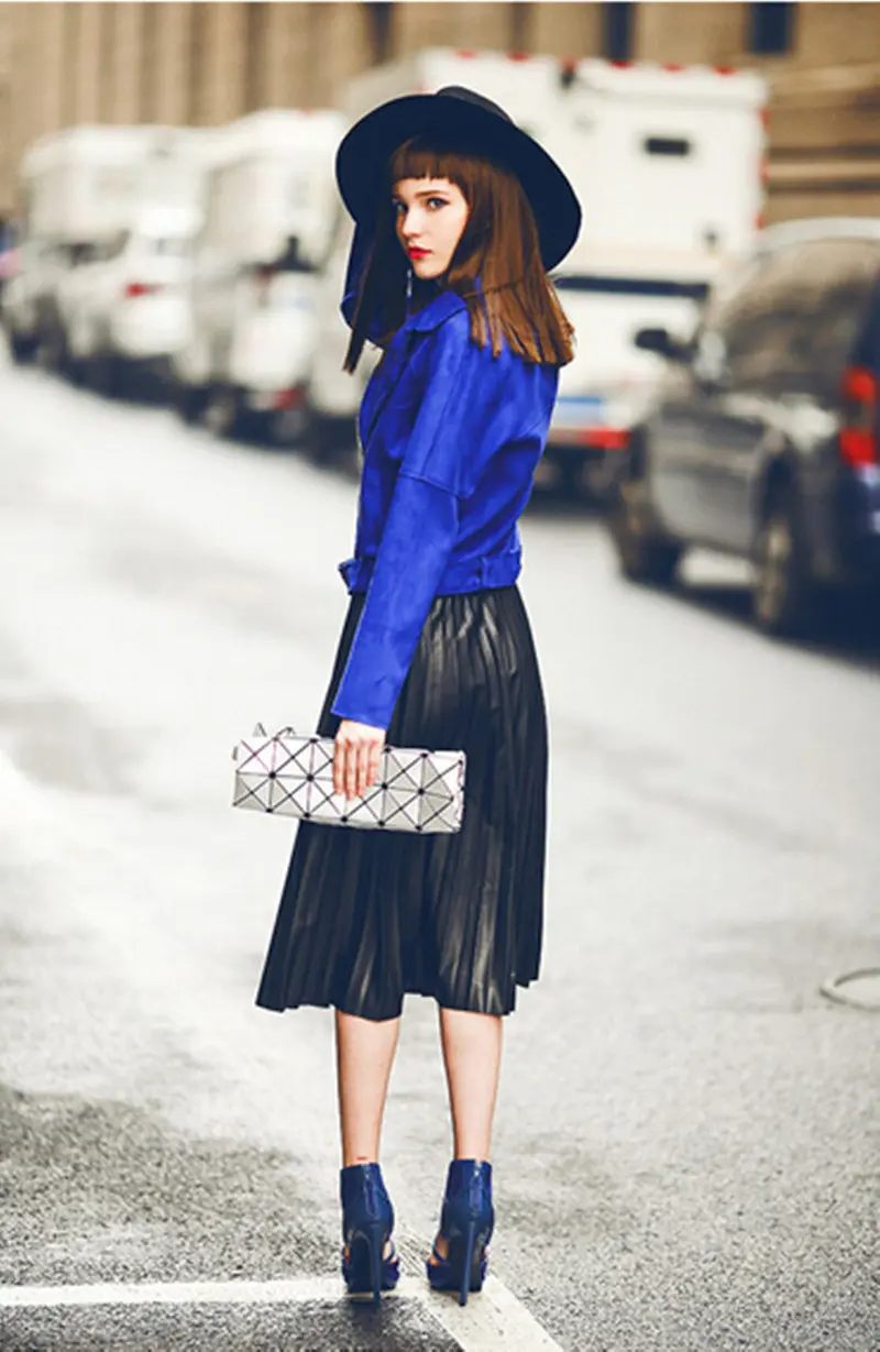 Chic Blue Suede Leather Short Motorcycle Biker Jacket Women's Lapel Zipper Wide-Waisted Loose Coat Outerwear Tops 4