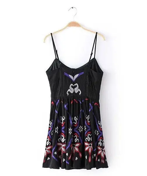 Colored Embroidery Flower Halter Dress Women Shoulderless Spaghetti Strap Dresses Femme Off Shoulder Dress 3