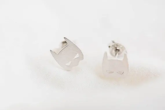 Cute Batman Earrings Jewelry Unique Comic Heros Simple Bat Batman Stud Earring Jewelry S016 1