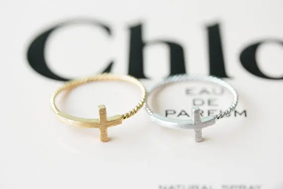 Design Cross Religious Ring Vintage Jewelry S 1