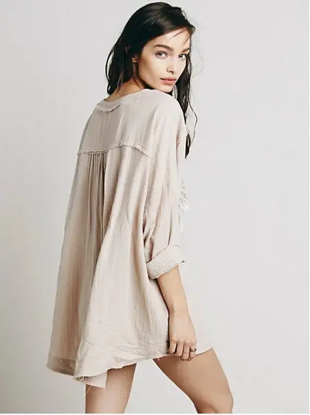 Ethnic Tassel Ball Stream Neck Unedged Fringed Shirt Women V Neck Strappy Pullover Blouse Tops Blusas Femme S M L 4