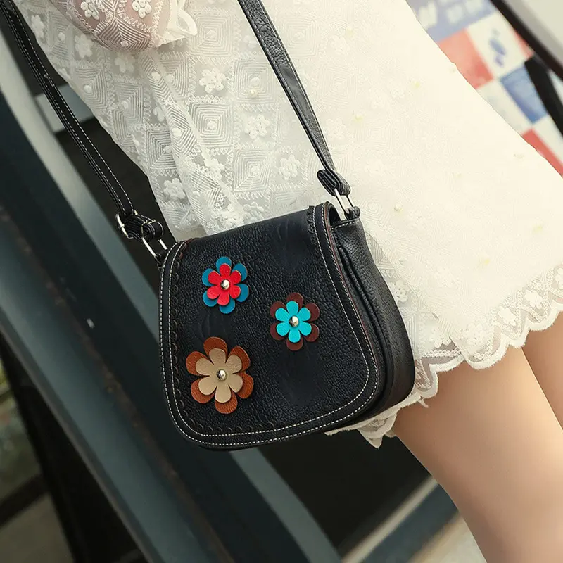 Famous Women Leather Handbags Small Messenger Bag Designer Lady Shoulder Tote Bags Crossbody Bags Bolsa Feminina 1