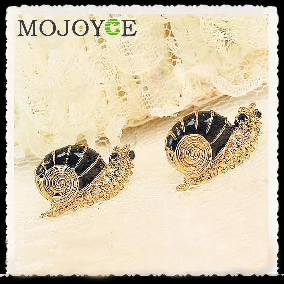 Fashion Small And Beautiful Gold Color Enamel Snail Shape Earrings 1
