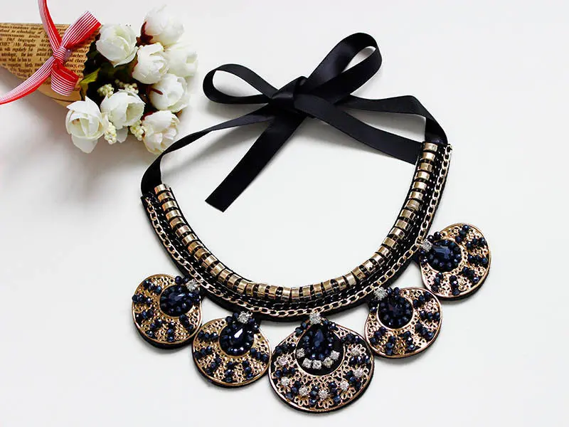 Fashion Women Gold Chain Choker Statement Bib Big Circle Pendant Necklace 1