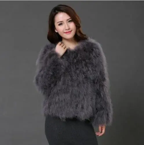 Faux Ostrich Fur Short Jacket for Women – Shaggy Warm Outerwear in Flamingo-Inspired Texture