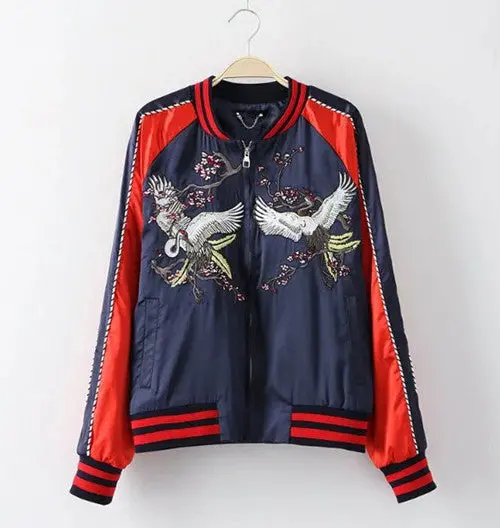 Harajuku Crane Flower Embroidery Jacket Contrast Color Sleeve Bomber Jacket Coat Pilots Couple Outerwear 2 Color 1