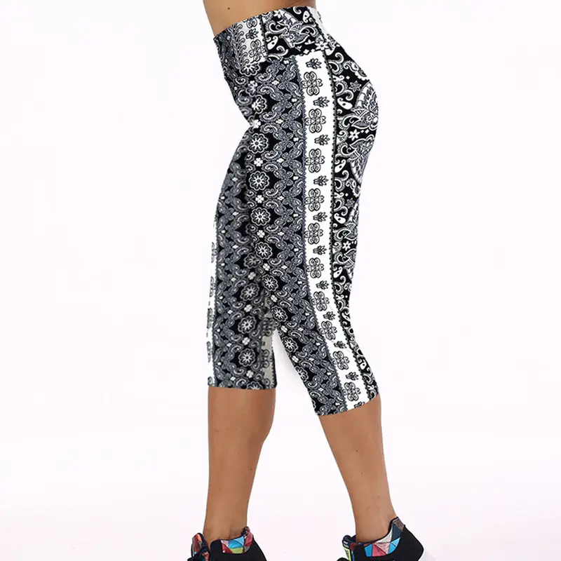 High-Waisted Printed Cropped Fitness Pants – Stretchy Casual Capris for Women