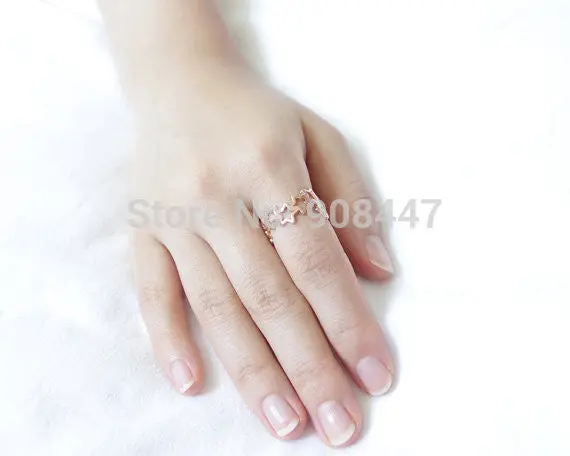 Jewelry Five-Pointed Star Ring Gold Silver Pink-Gold Linked Stars Ring 3
