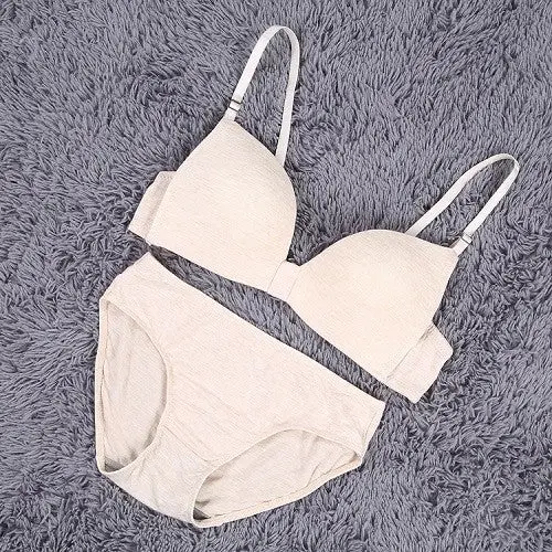 Lightweight Wireless Bra with Bow Detail and Matching Underwear Set