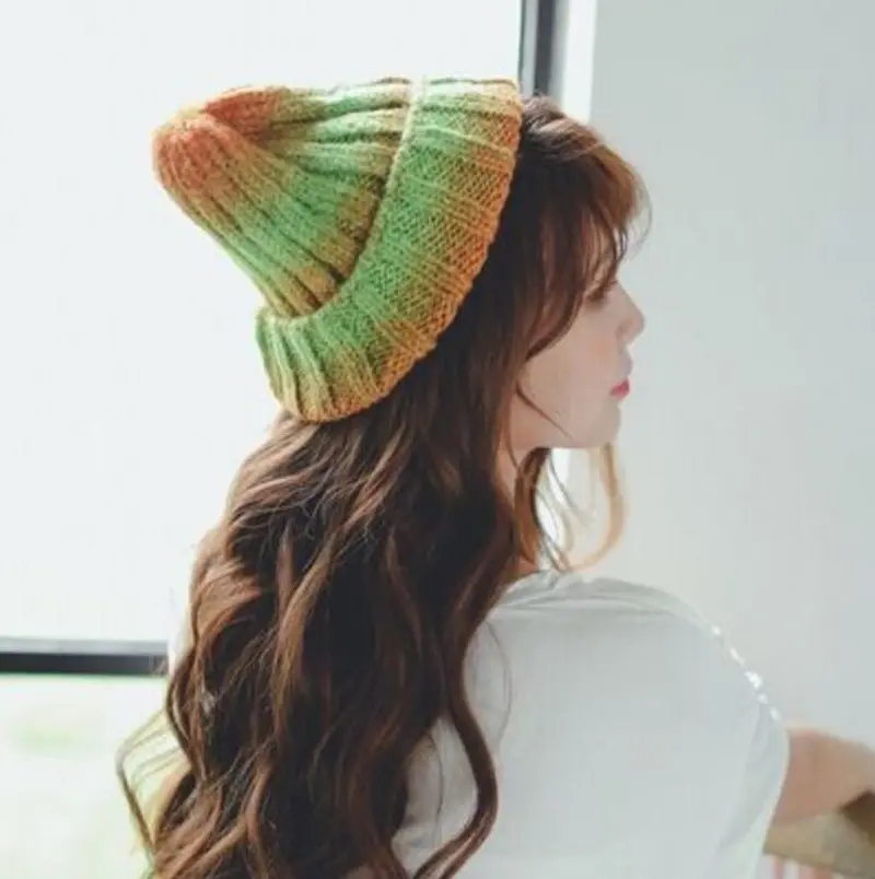 Lovely Gradient Colorful Knit Sweater Ring Warm Beanie Cap Women Knitted Curling Hats Men Beanies Skullies 8