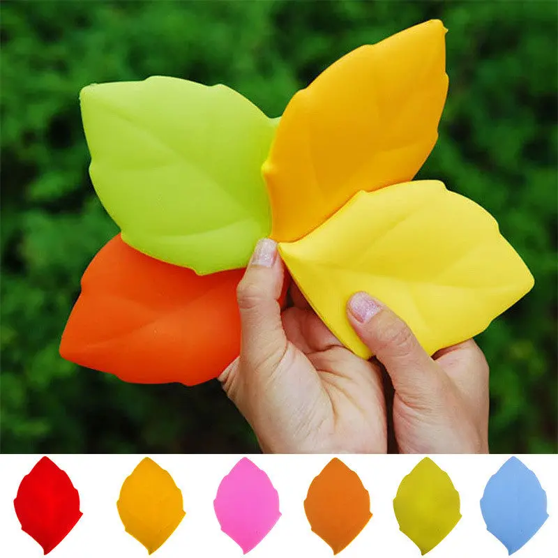 Maple Leaf Portable Silicone Drinking Wash Gargle Travel Cup Camping 72208 1