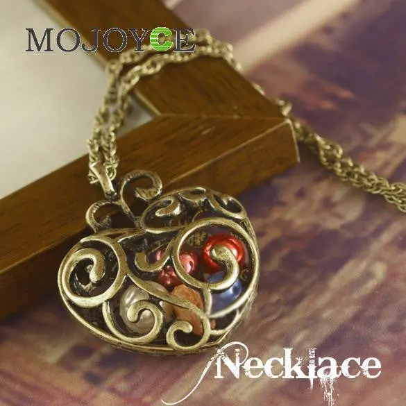 New Heart Colour Bead Necklace Fashion Retro Hollow Accessories Chain 1