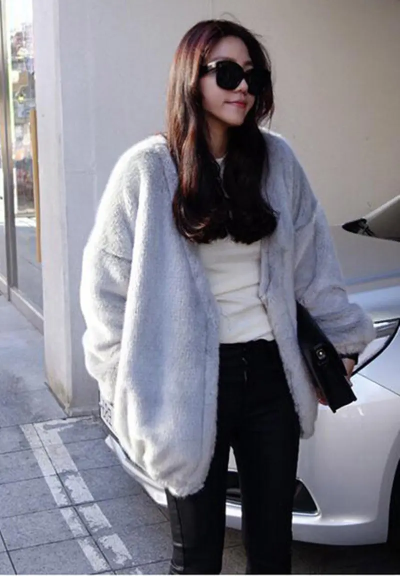 Retro V Neck Hairy Shaggy Faux Rabbit Fur Jackets Women Raglan Lantern Sleeve Loose Faux Fur Coat Outerwear 4