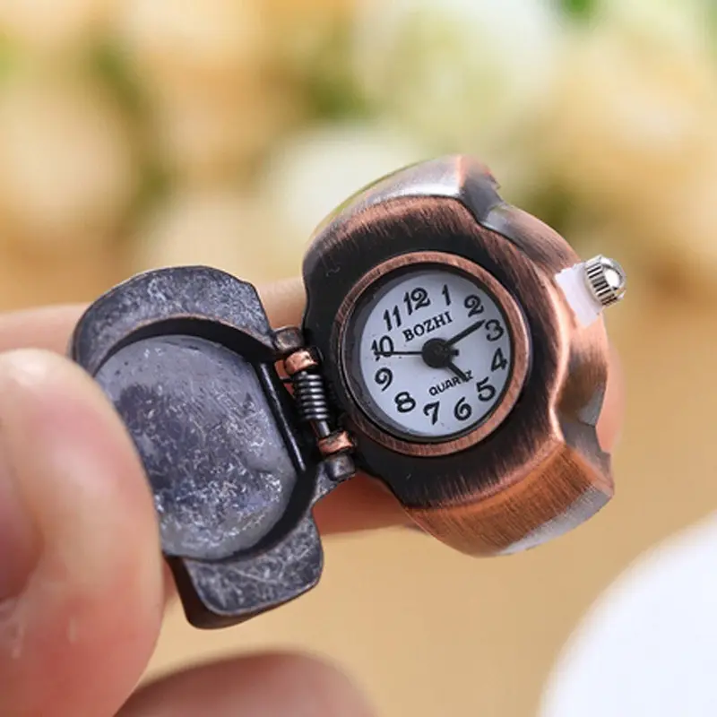 Retro Vintage Finger Skull Ring Watch Clamshell Watch Feida 2
