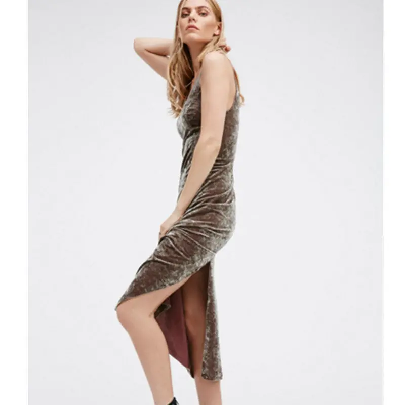 Sexy Backless V Neck Sleeveless Back Slit Velvet Dress Women Bm Retro Velour Long Spaghetti Strap Base Dress 3