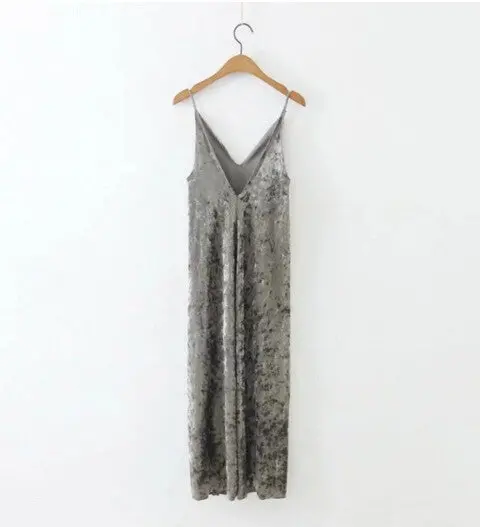 Sexy Backless V Neck Sleeveless Back Slit Velvet Dress Women Bm Retro Velour Long Spaghetti Strap Base Dress 5