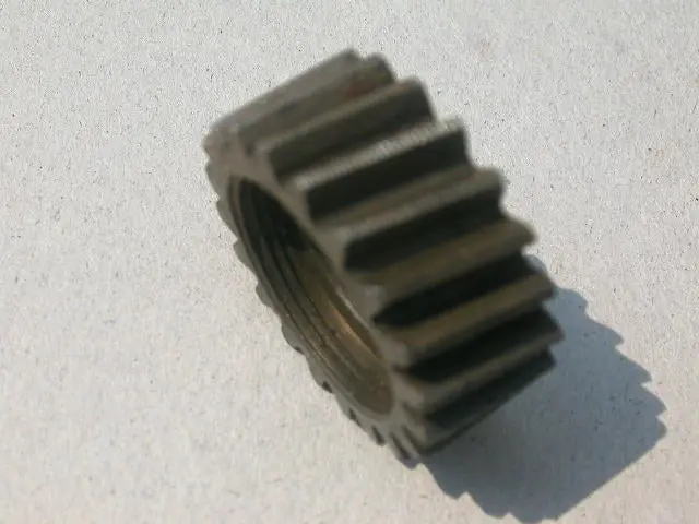 Skyhawk B-5 Gear > Crankshaft Output Beveled Gear 1