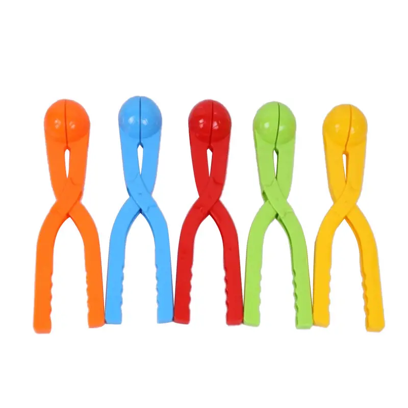 Snow Ball Maker S Mold Tool Snowball Fight Football Shape Snow Scoop Maker Clip Outdoor Sports Toys Rom Color 1