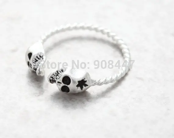 Tiny Skulls Ring,Adjustable Double Skull Rings,Cool Rings,Funky Rings 1