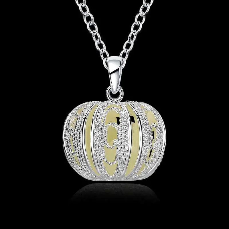 Vintage Love Glow Jewelry Necklaces & Pendants Hollowed Out Pumpkin Perfume Women Jewelry Display Luyn 76 1