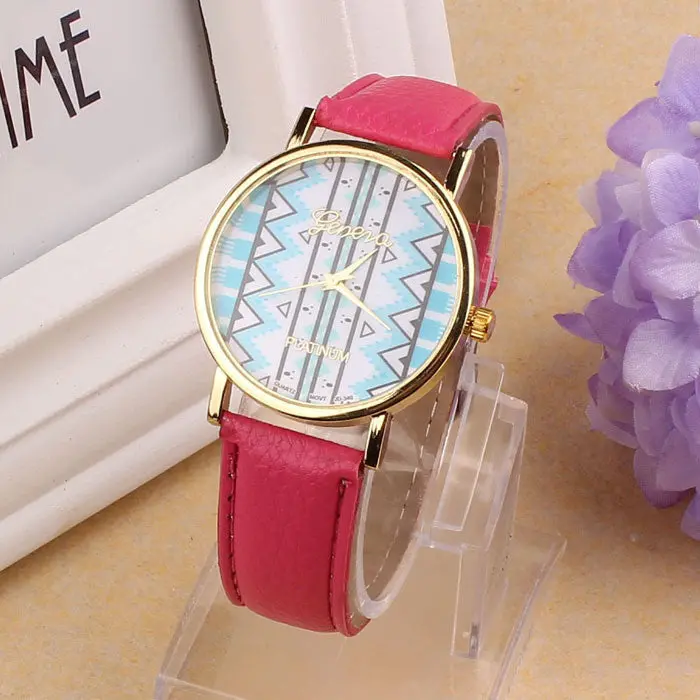 Women Girl Quartz Waves Tribal Pattern Leather Wrist Watch Teast 3