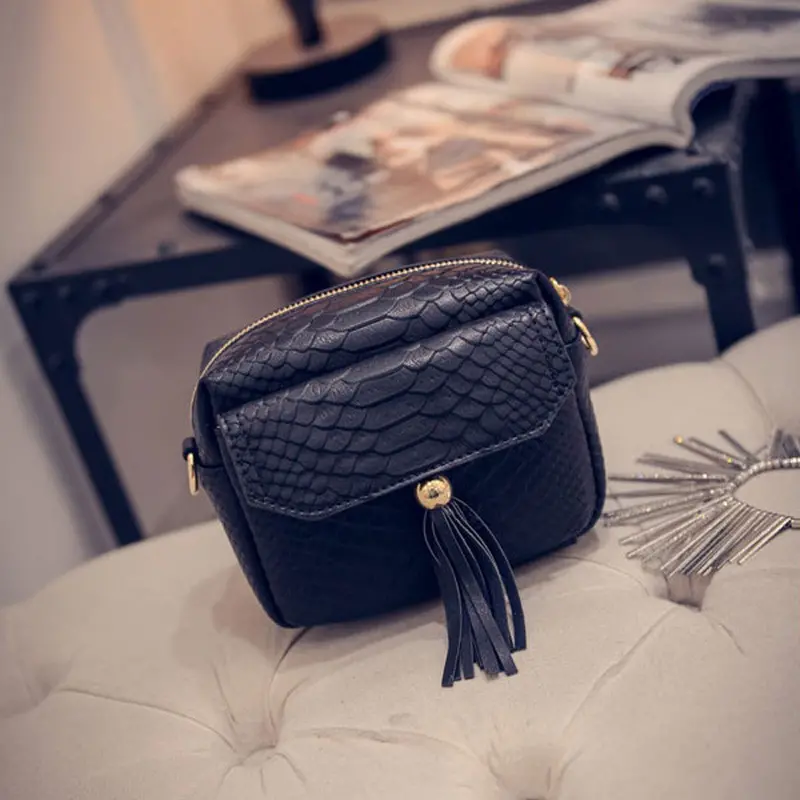 Women Luxury Hbags Designer Simple Crocodile Leather Zipper Mini Tassel Messenger Bags Crossbody Shoulder Bag Femme Bolsos 2