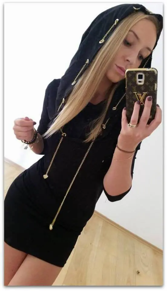 Women Sexy Metal Chain Buckles Mini Dress Vestidos Elegant Bodycon Hooded Package Hip Dress Q0231 1