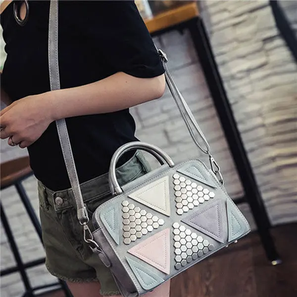 Women Shoulder Bags Rivet Triangle Geometry Crossbody Bag Hbag Bag Large Tote Purse Women's Hbags 2