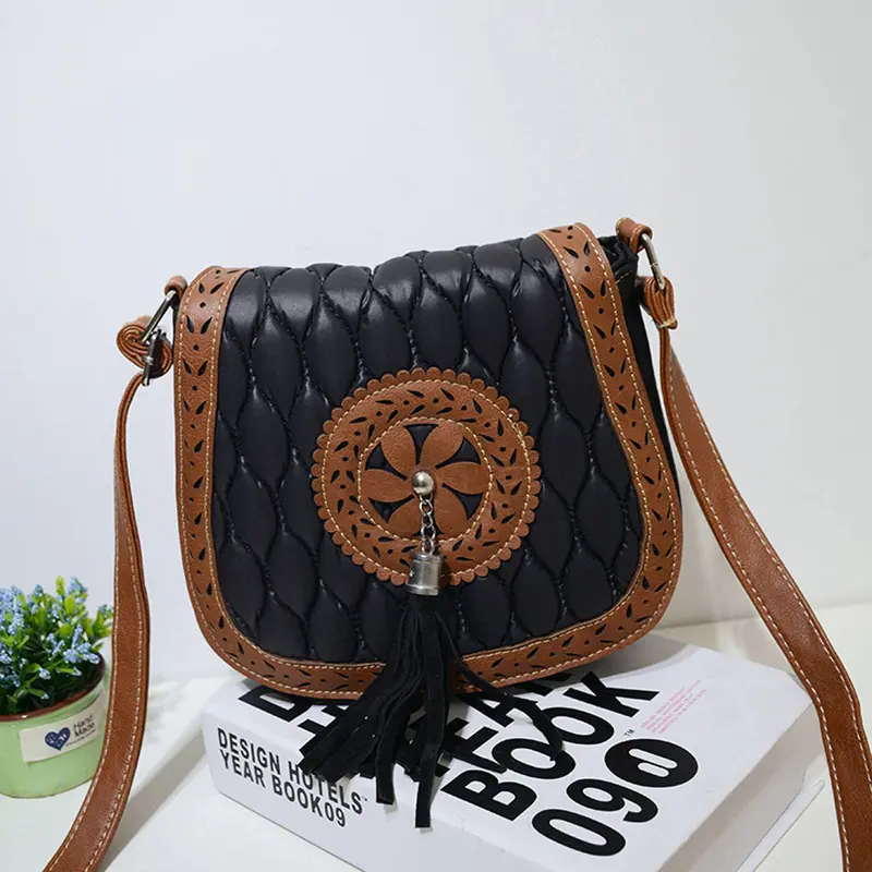 Women Vintage Hbag Hollow Out Messenger Bags Saddle Casual Crossbody Leather Shoulder Bag Clutch Bolsas 1
