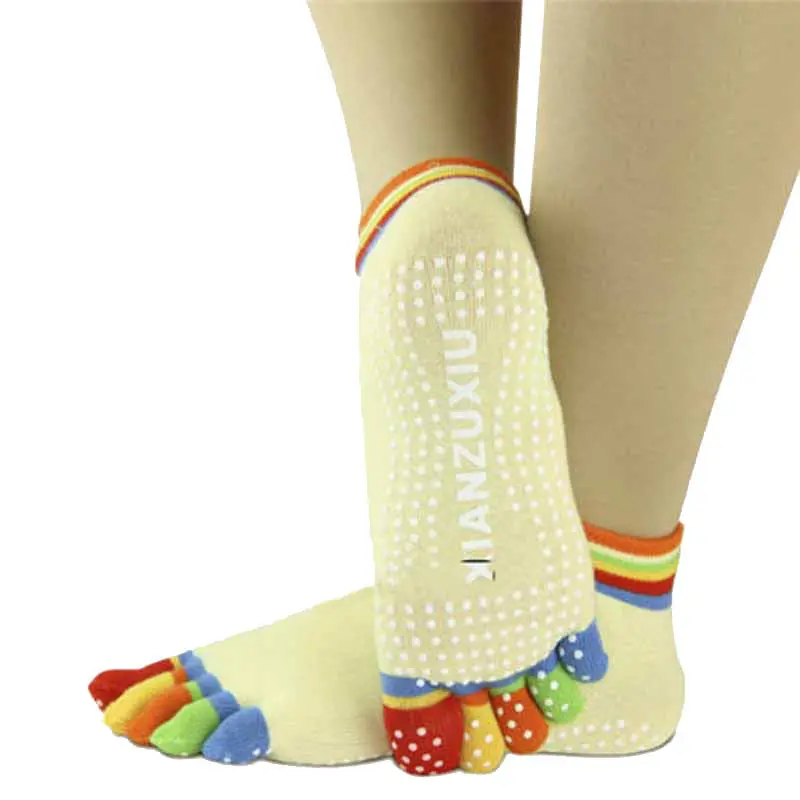 Womens 5-Toe Colorful Exercise Non Slip Massage Toe Socks With Full Grip Pilates Socks 3